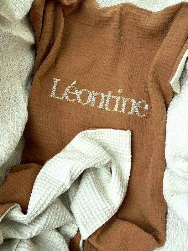 Couverture estivale - lettres fleuries