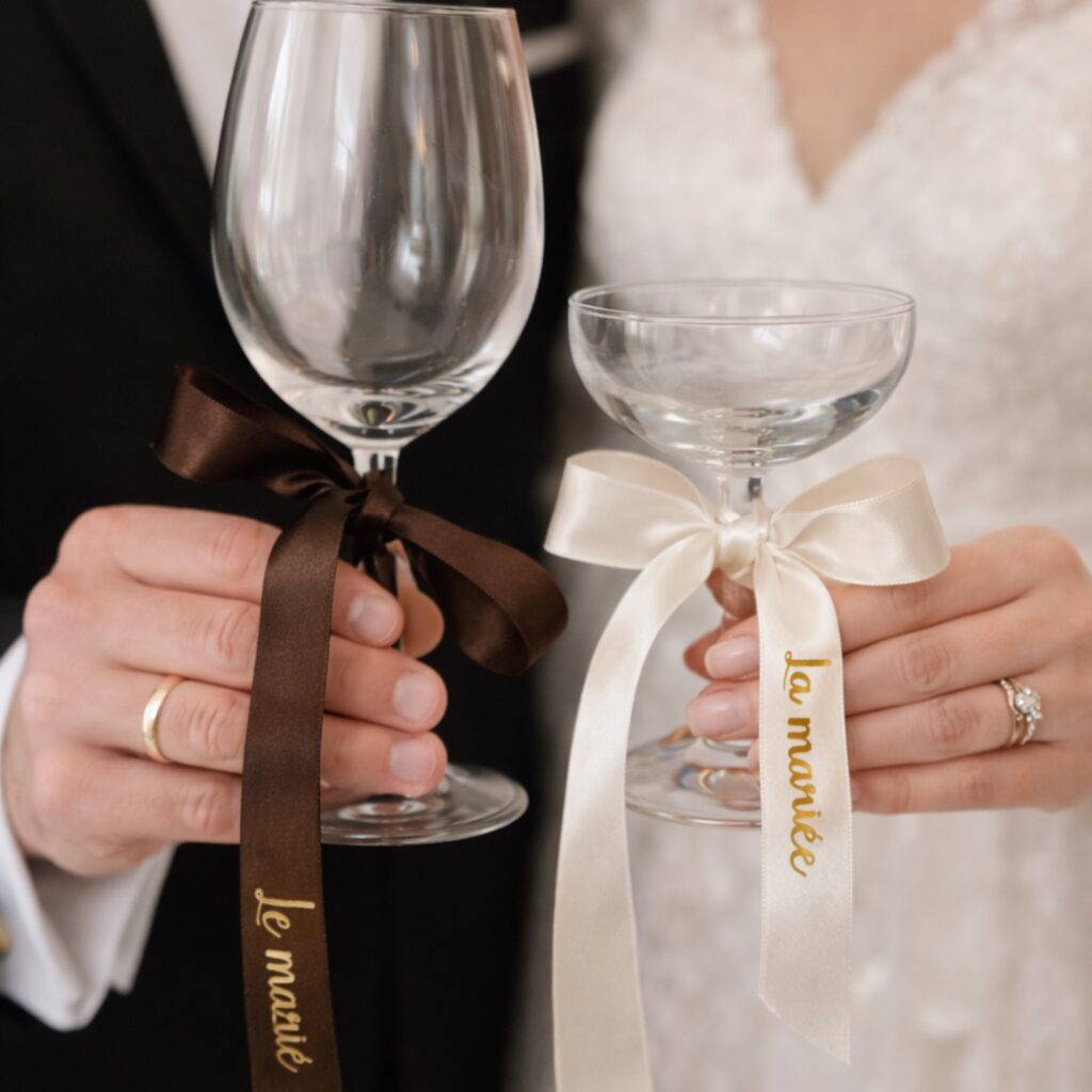 Noeud satin invités